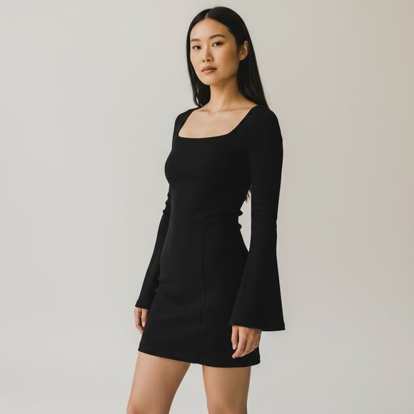 NWOT Princess Polly Mini Dress sz 4 US Black Bell Sleeve Bodycon Stretch - Picture 1 of 13